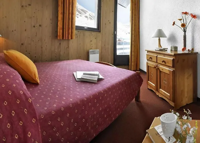 A La Montagne, Balcon Au Soleil *